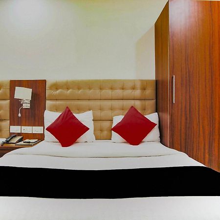 Collection O The Kailash Dev Hotel นิวเดลี ภายนอก รูปภาพ