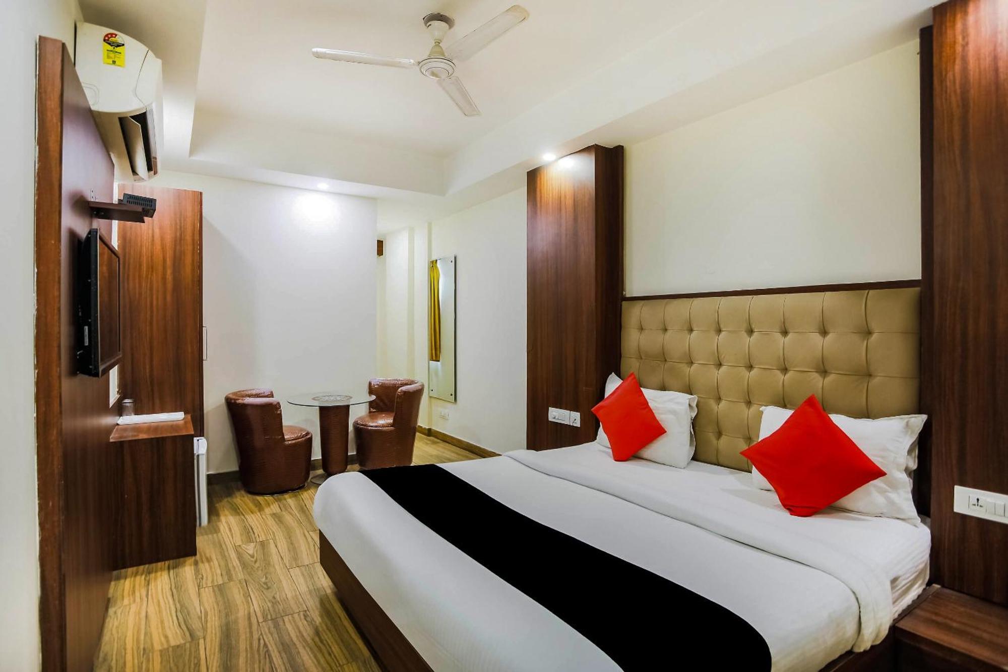 Collection O The Kailash Dev Hotel นิวเดลี ภายนอก รูปภาพ