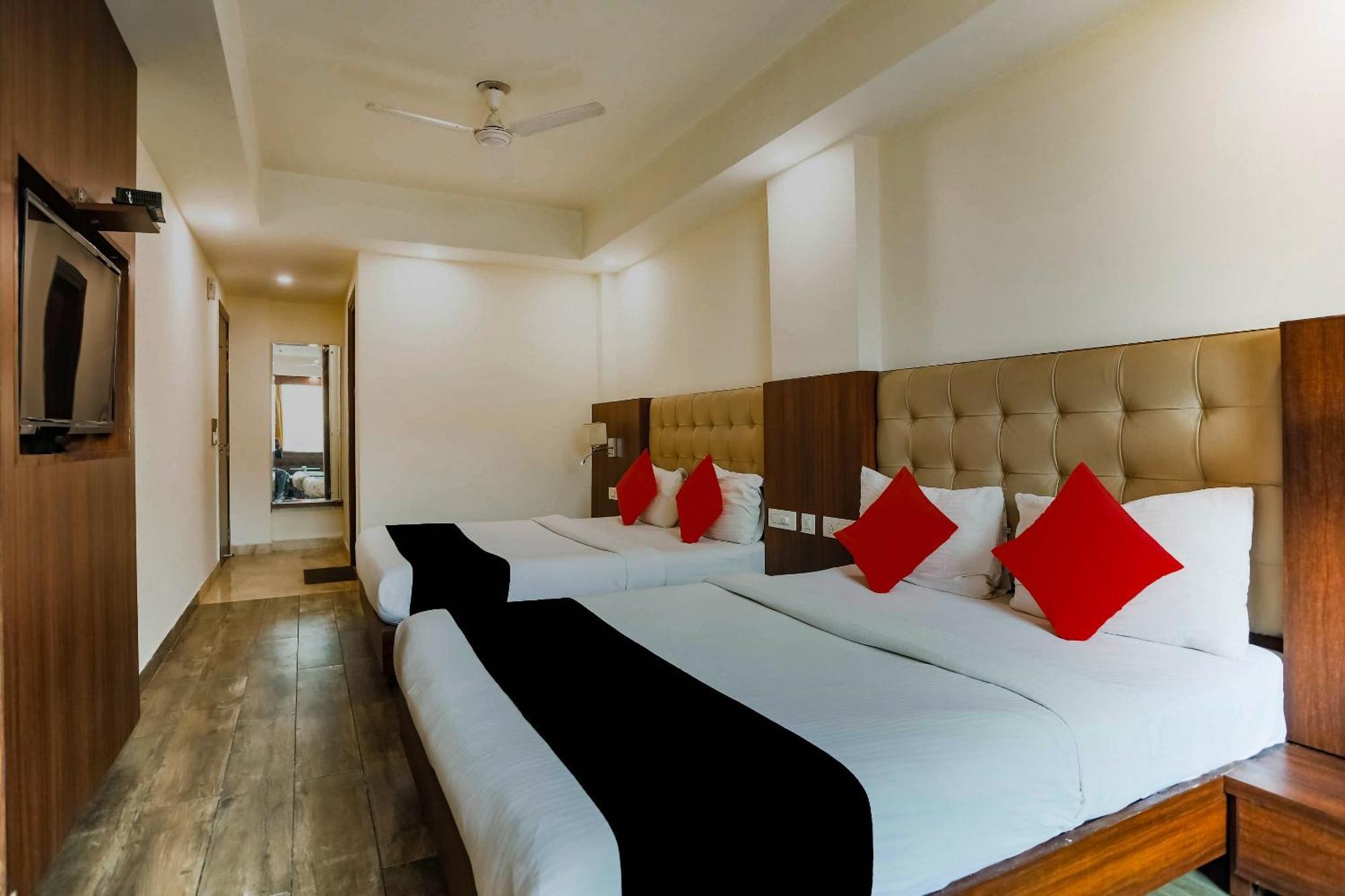 Collection O The Kailash Dev Hotel นิวเดลี ภายนอก รูปภาพ