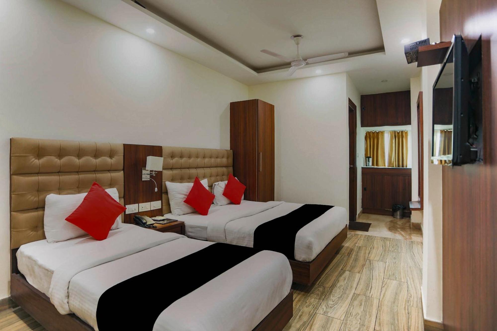 Collection O The Kailash Dev Hotel นิวเดลี ภายนอก รูปภาพ