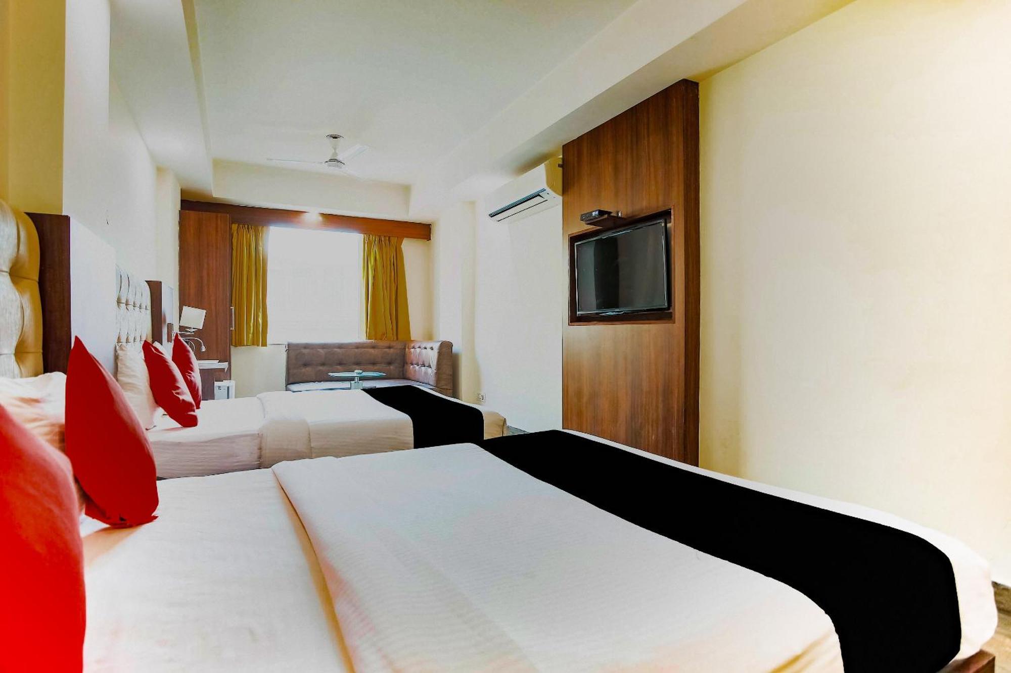 Collection O The Kailash Dev Hotel นิวเดลี ภายนอก รูปภาพ
